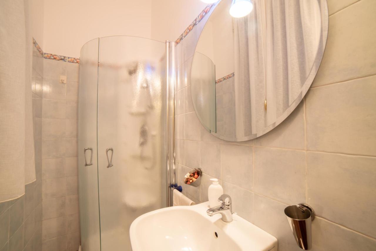 Corte Degli Estensi, Romantica Mansardina Ferrara Buitenkant foto